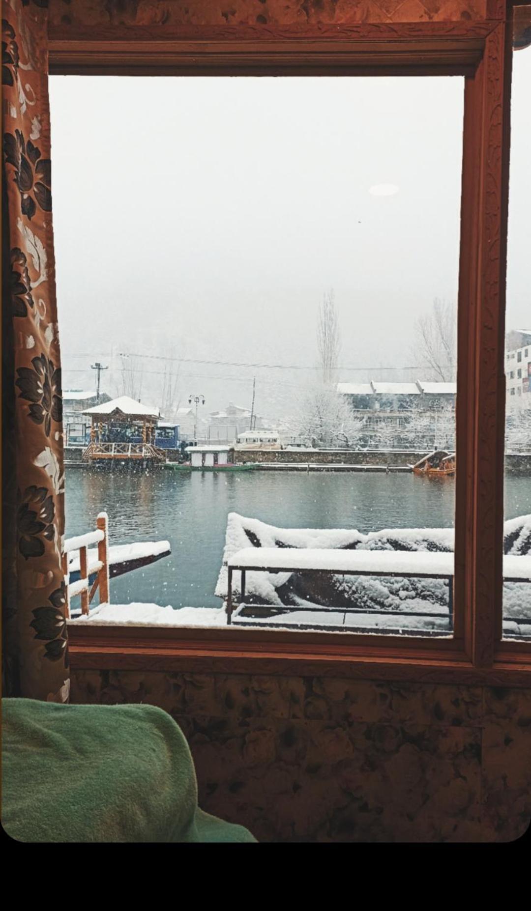 Hotel Hb Nancy Group Of Houseboats Srīnagar Exterior foto